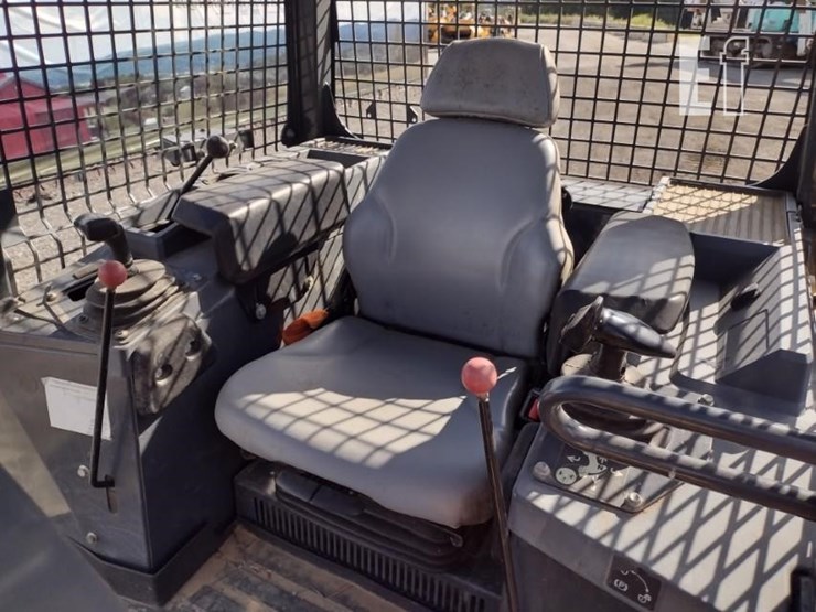 deere-650k-xlt-image-14
