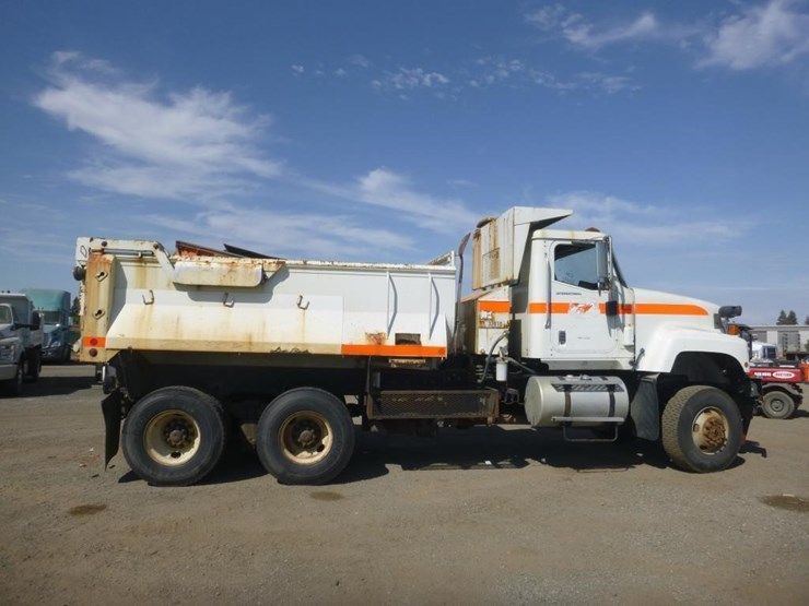 2004-international-5500-image-7