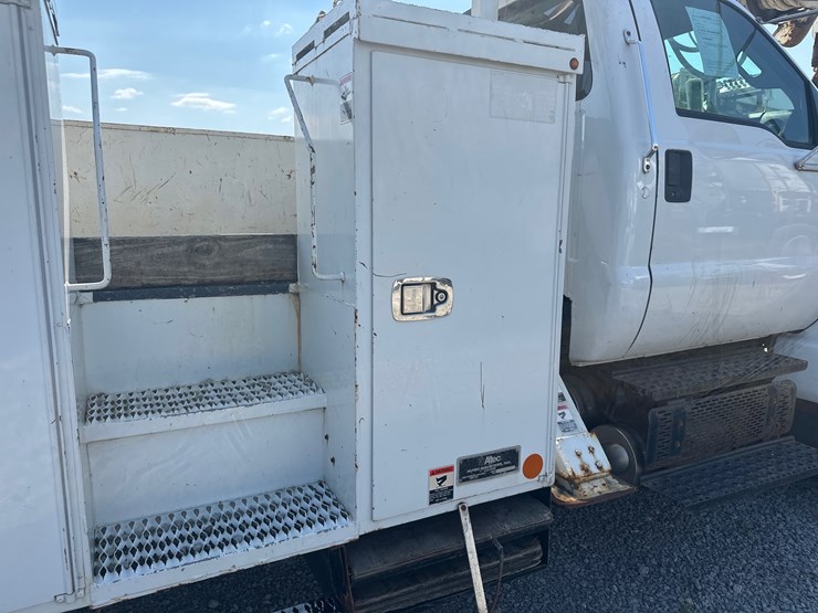 ford-f750-xl-image-12