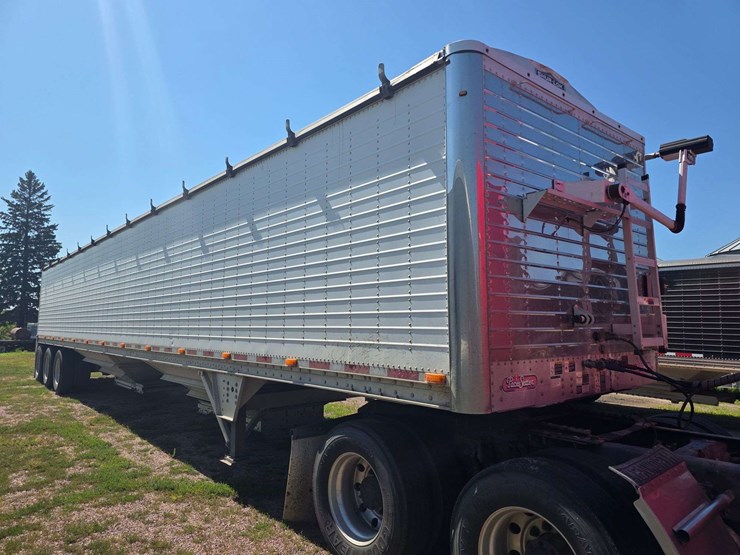 2013-wilson-50'-hopper-bottom-trailer,-84"-wide-with-102"-sides,-commodity-tubes,-ddl-triple,-electr-image-50