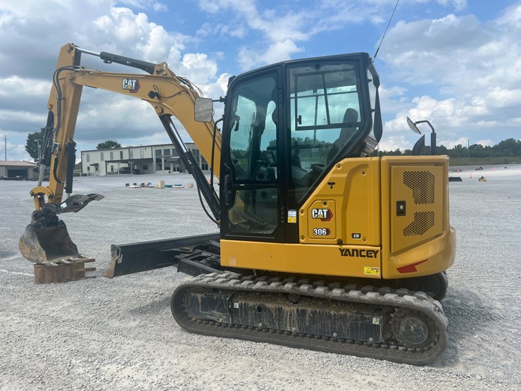2023-caterpillar-306-cr-image-5