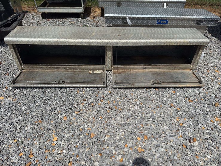 aluminum-tool-box-with-2-doors-image-4