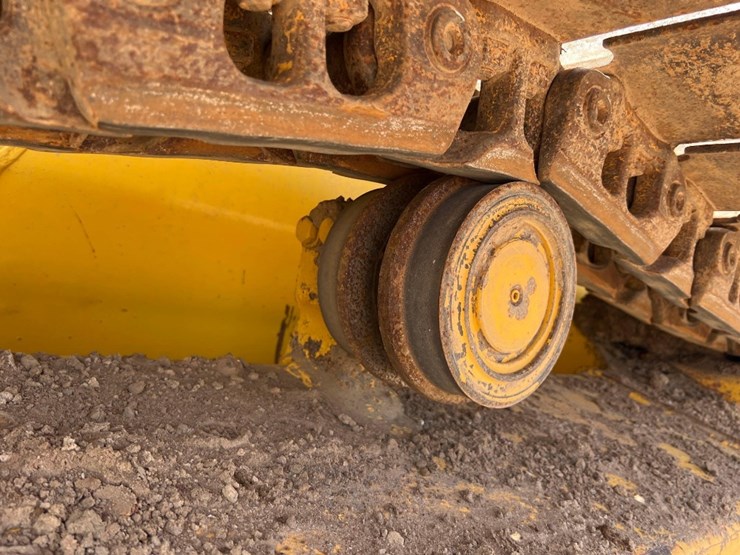 2021-komatsu-d39px-24-image-11