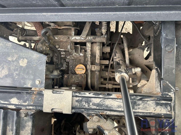 2019-kubota-rtvx1140-image-9