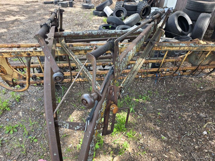 new-holland-56-image-16