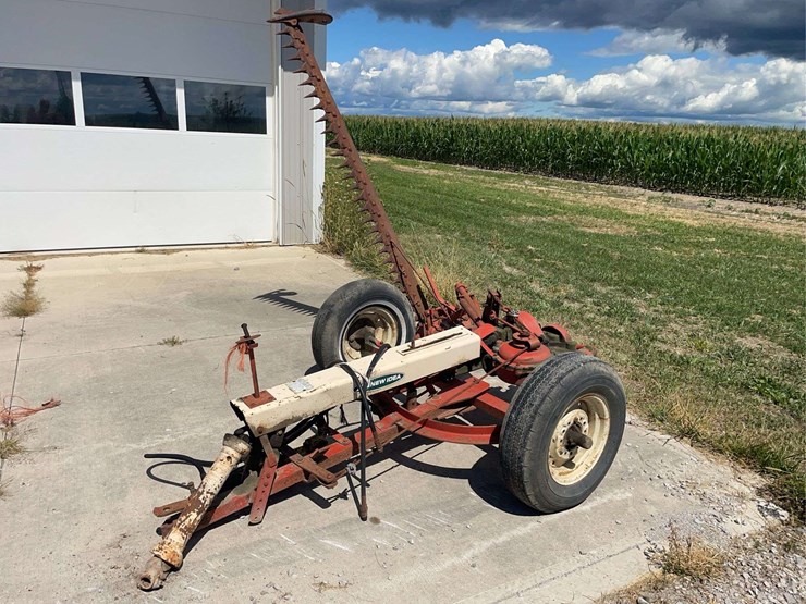 new-idea-sickle-bar-mower-image-2