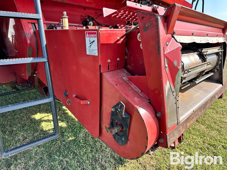 2008-case-ih-2588-image-11