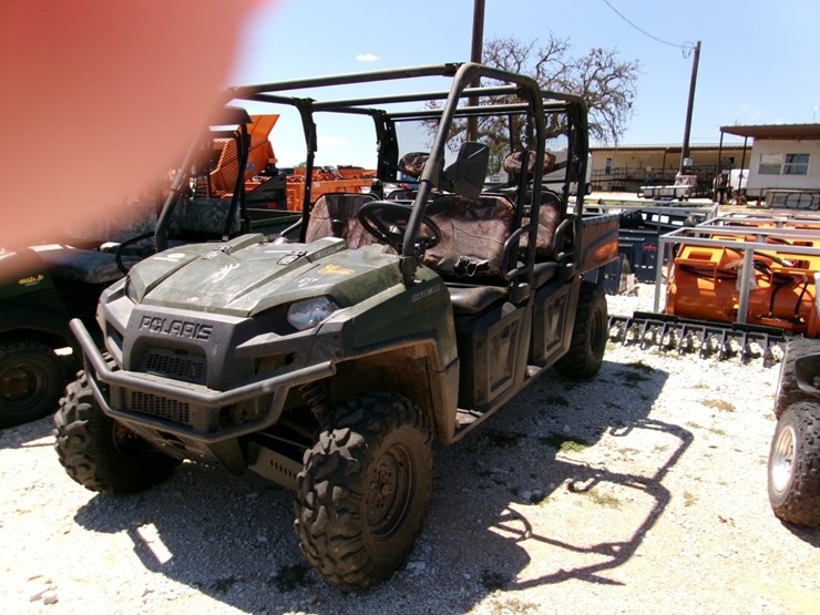 2014-polaris-ranger-image-1