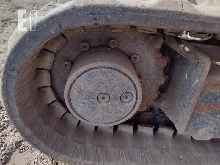 2022-deere-17g-image-35