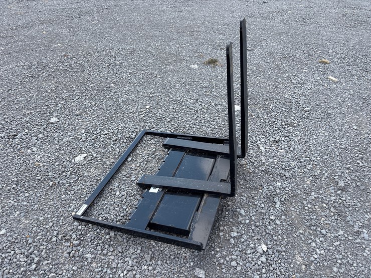#28431-•-giyi-29"-pallet-forks-image-2