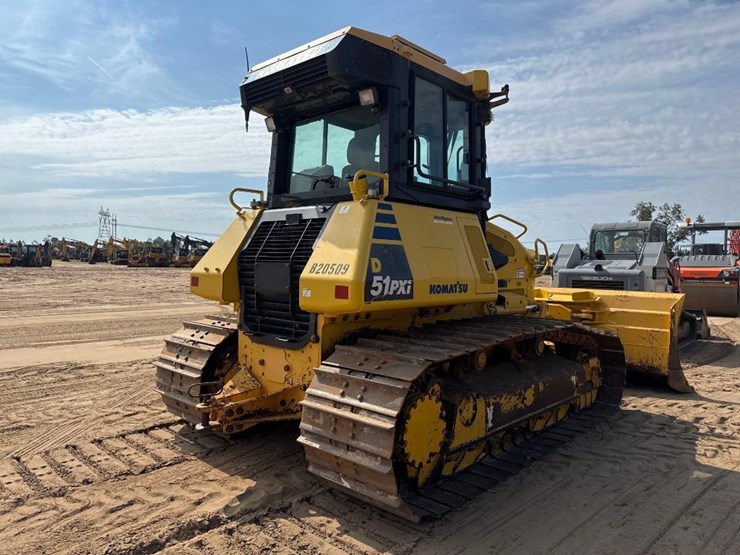 2019-komatsu-d51px-24-image-6