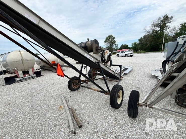 adams-field-loader-conveyor-(gp11155,-unit-35374)-image-9