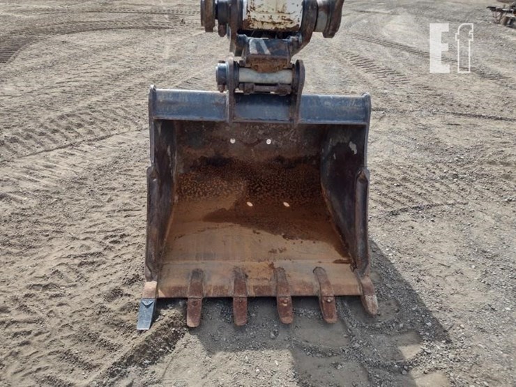 2018-bobcat-e85-image-15