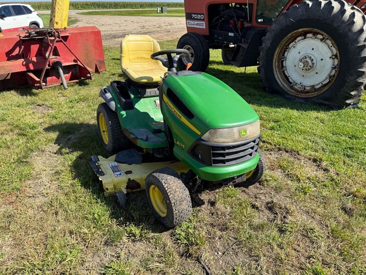 john-deere-la175-image-12