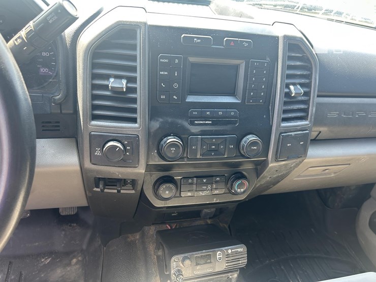 2020-ford-f250-image-22