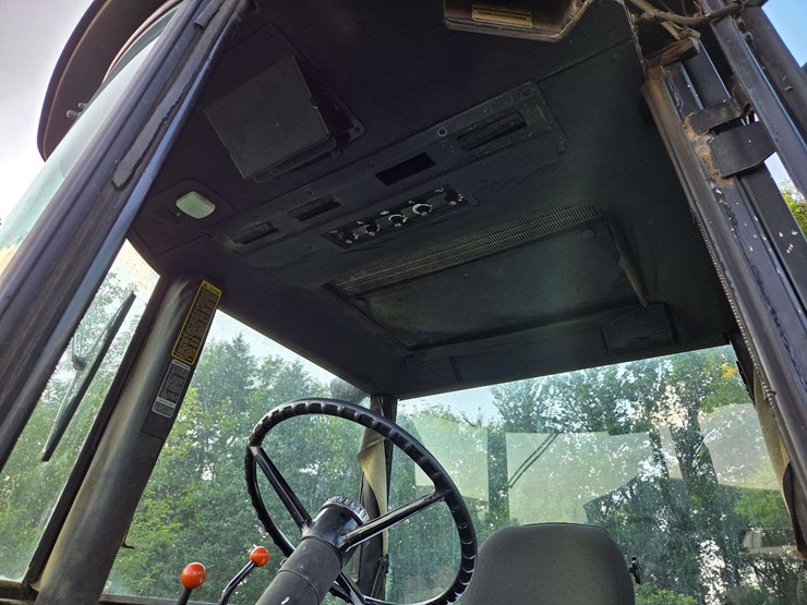 1980-john-deere-4440-image-12