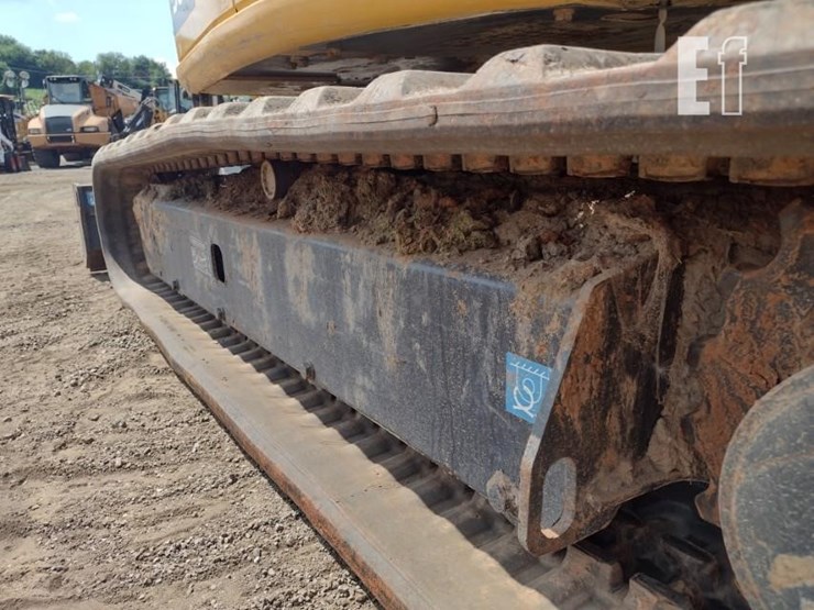 2022-deere-50g-image-31