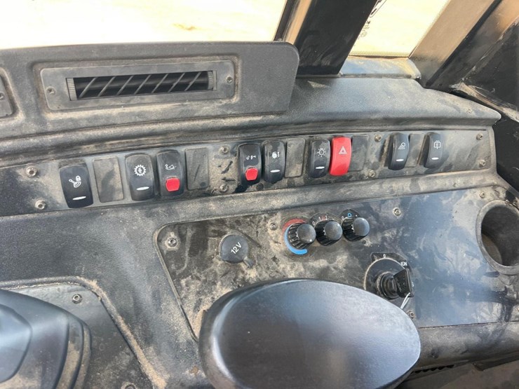 jcb-409-image-26