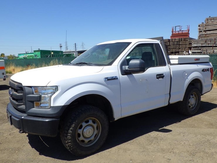 2016-ford-f150-image-2