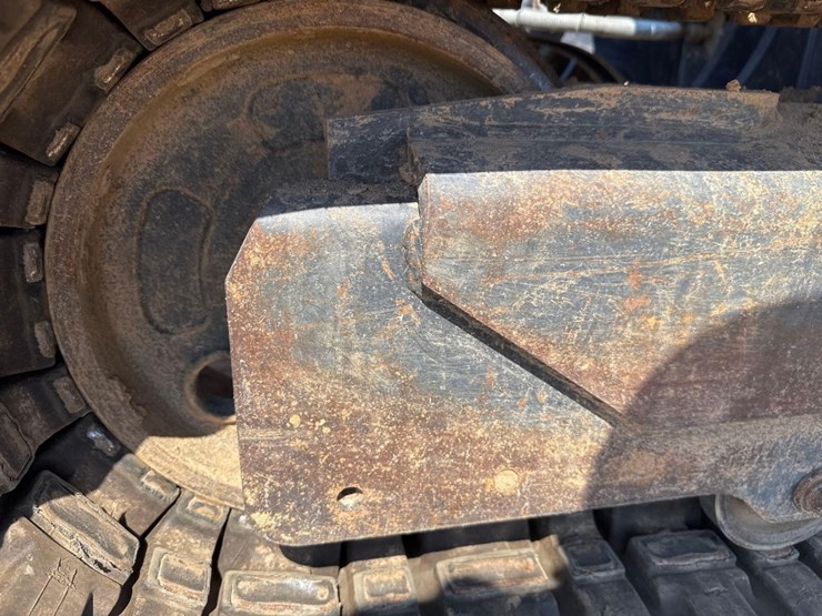 2019-kubota-kx057-4-image-12