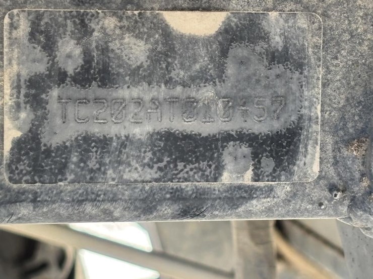 john-deere-gator-image-34
