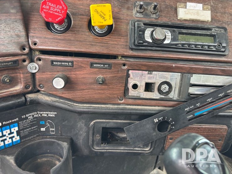 1999-freightliner-truck-(dr12135-unit-474)-image-68