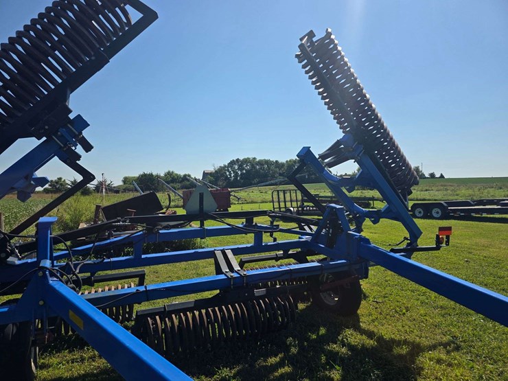 new-holland-sg110-image-27