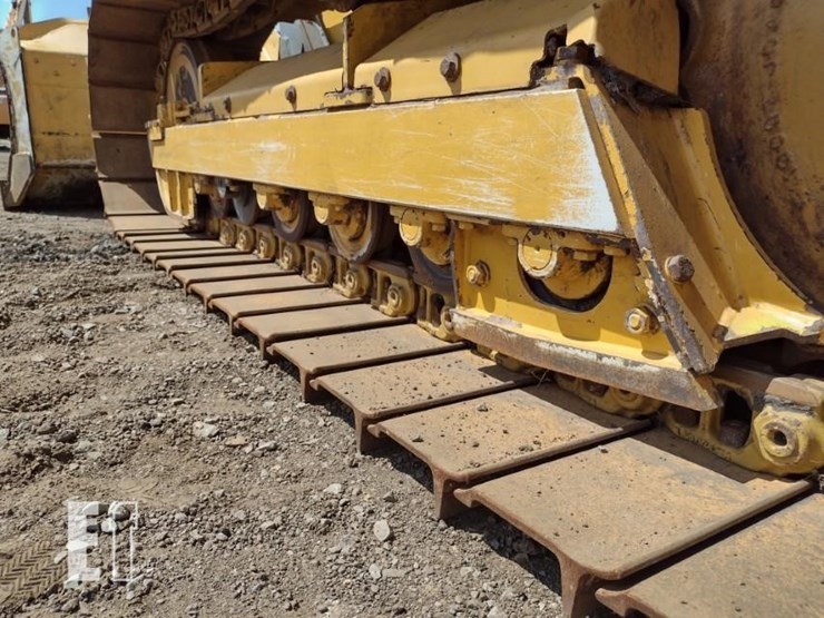 2022-deere-450k-image-23