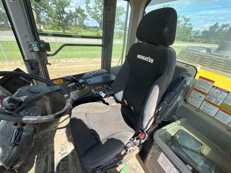 2019-komatsu-wa380-8-image-23