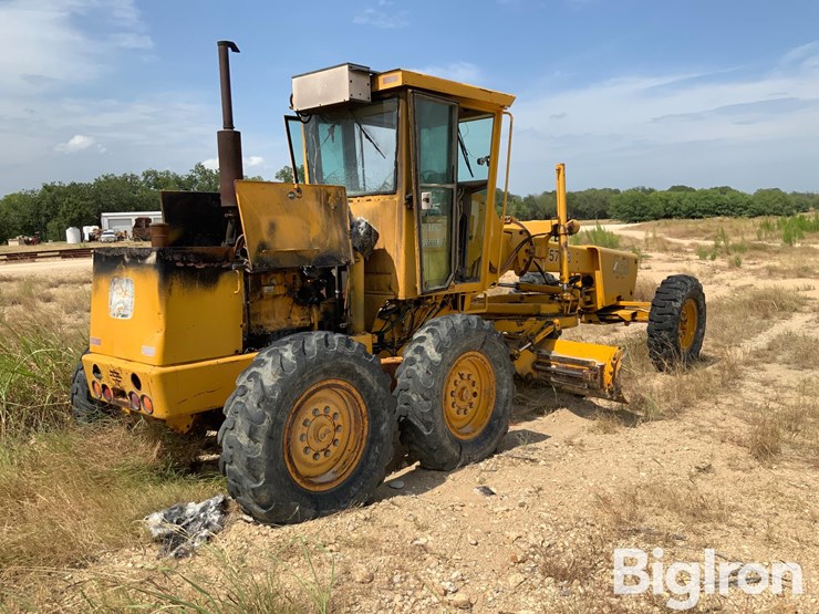 1991-deere-570b-image-7