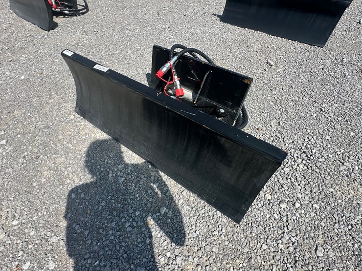 #28475-•-push-shovel-image-1