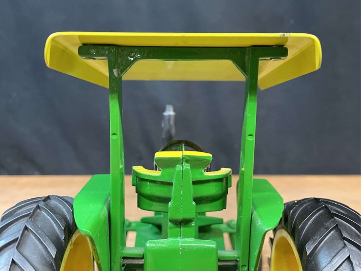 1/16-john-deere-3020-ertl-image-13