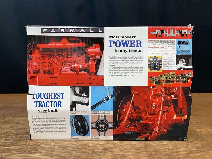 1/16-farmall-806-precision-key-series-nib-ertl-image-4
