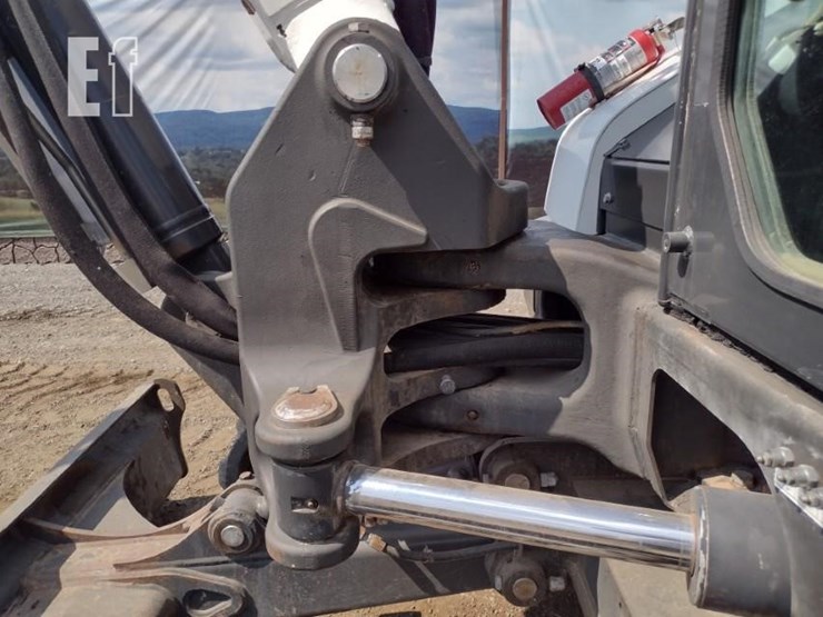 2018-bobcat-e85-image-25