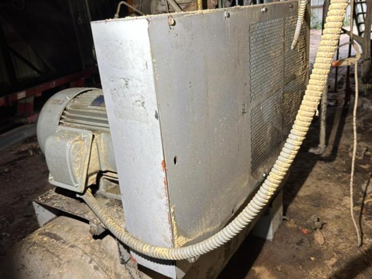 #143-•-air-compressor-image-4