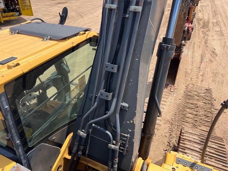 2008-deere-270d-lc-image-34