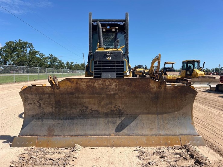 2020-caterpillar-d6k2-lgp-image-7