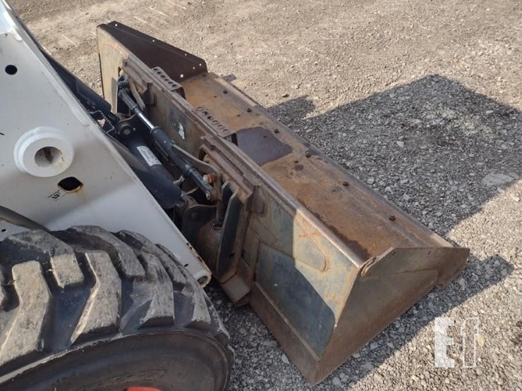 2022-bobcat-s740-image-19