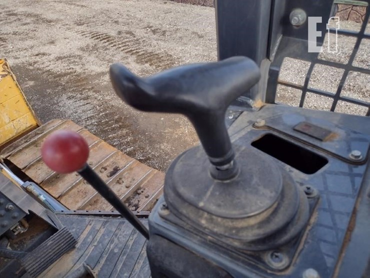 deere-650k-xlt-image-9
