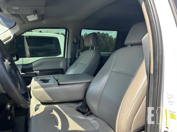 2020-ford-f250-image-14