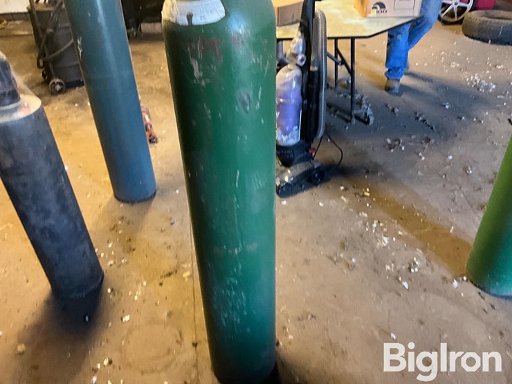 oxygen-bottle-image-4