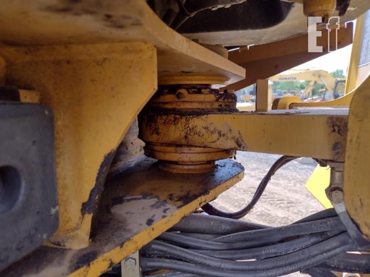 2002-caterpillar-938g-image-28
