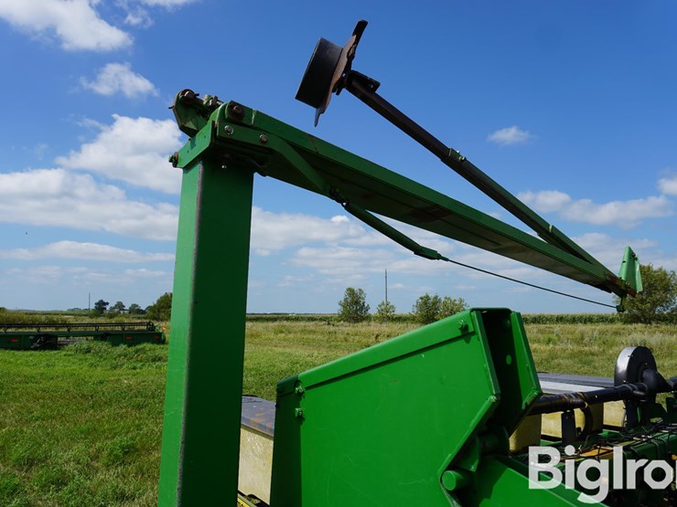 john-deere-7200-image-18