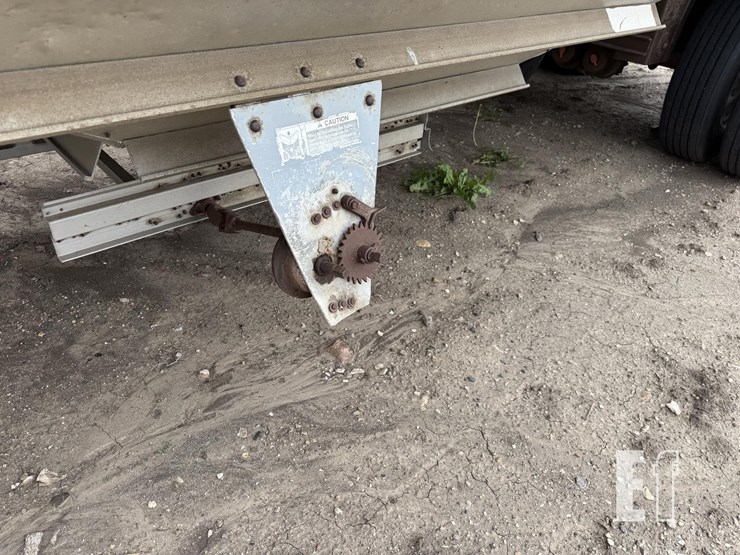 1995-wilson-grain-trailer-image-12