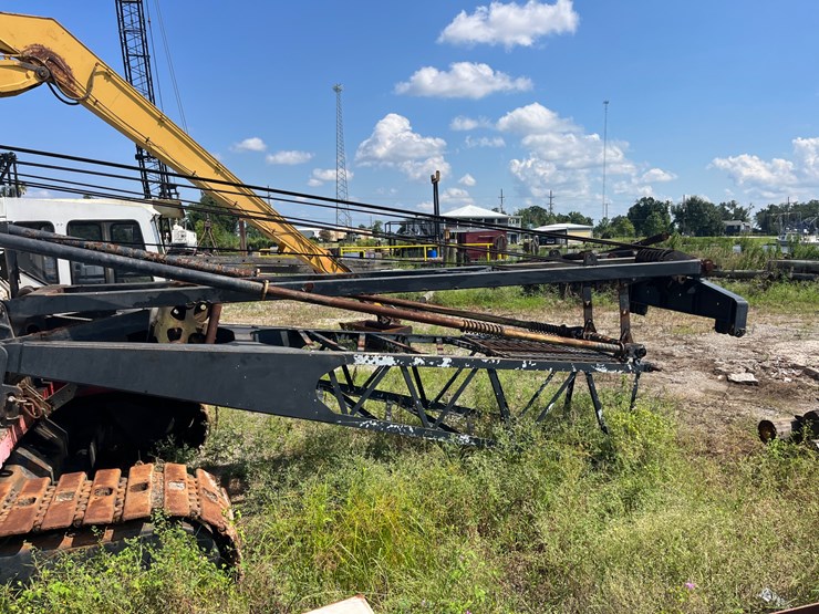 #102-•-link-belt-128-60-ton-crawler-crane-image-9