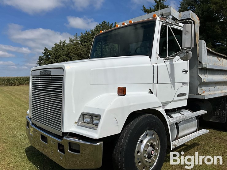 1989-freightliner-flc112-image-9