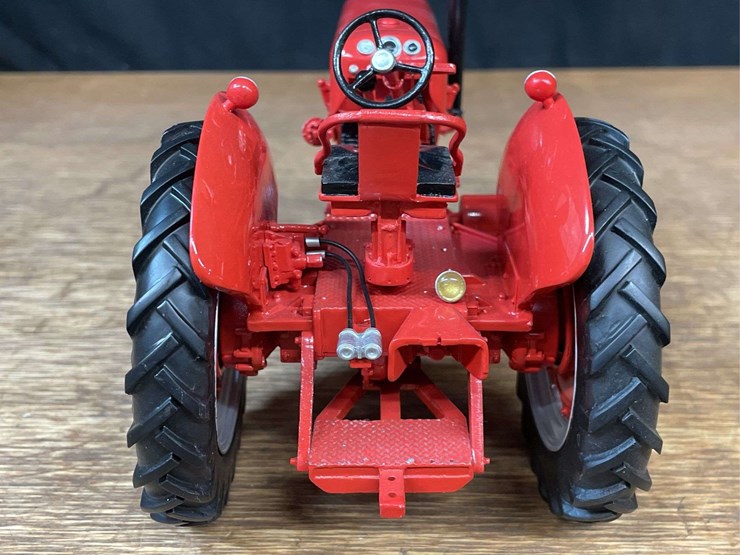 1/16-montgomery-ward-tractor-nib-sc-image-14
