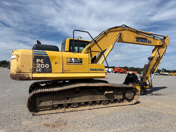 2010-komatsu-pc200-lc-8-image-4