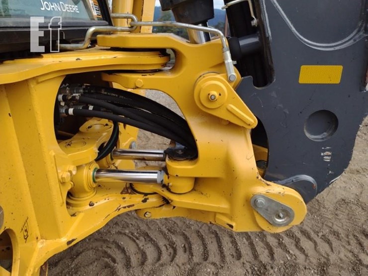 2020-deere-410l-image-29