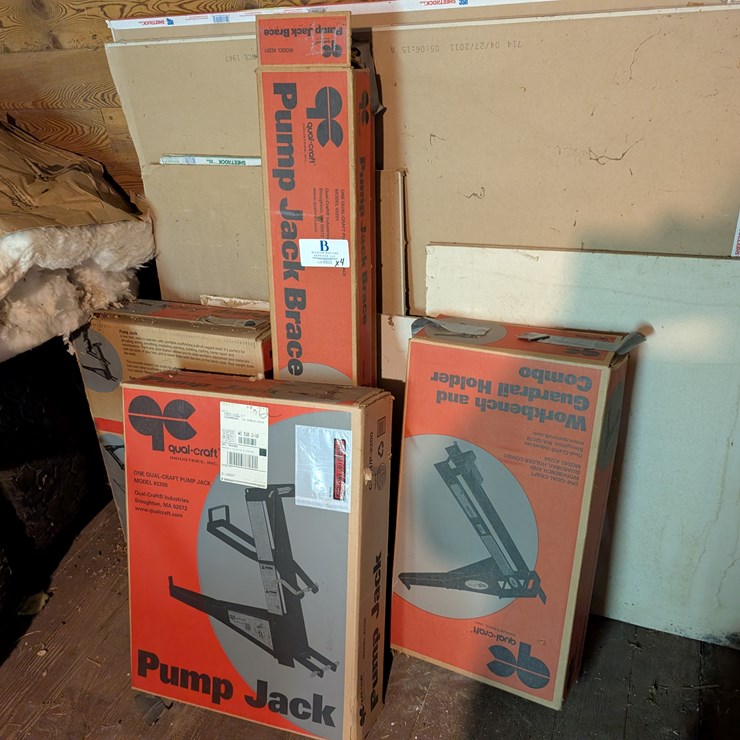 #3023 • Qual - Craft Pump Jacks